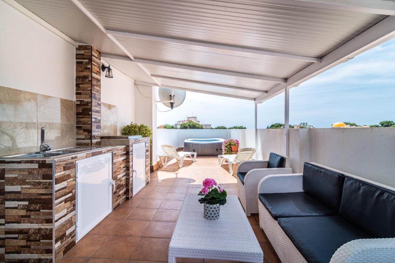 Apartamento Precioso apartamento con Jacuzzi Torremolinos Exterior foto