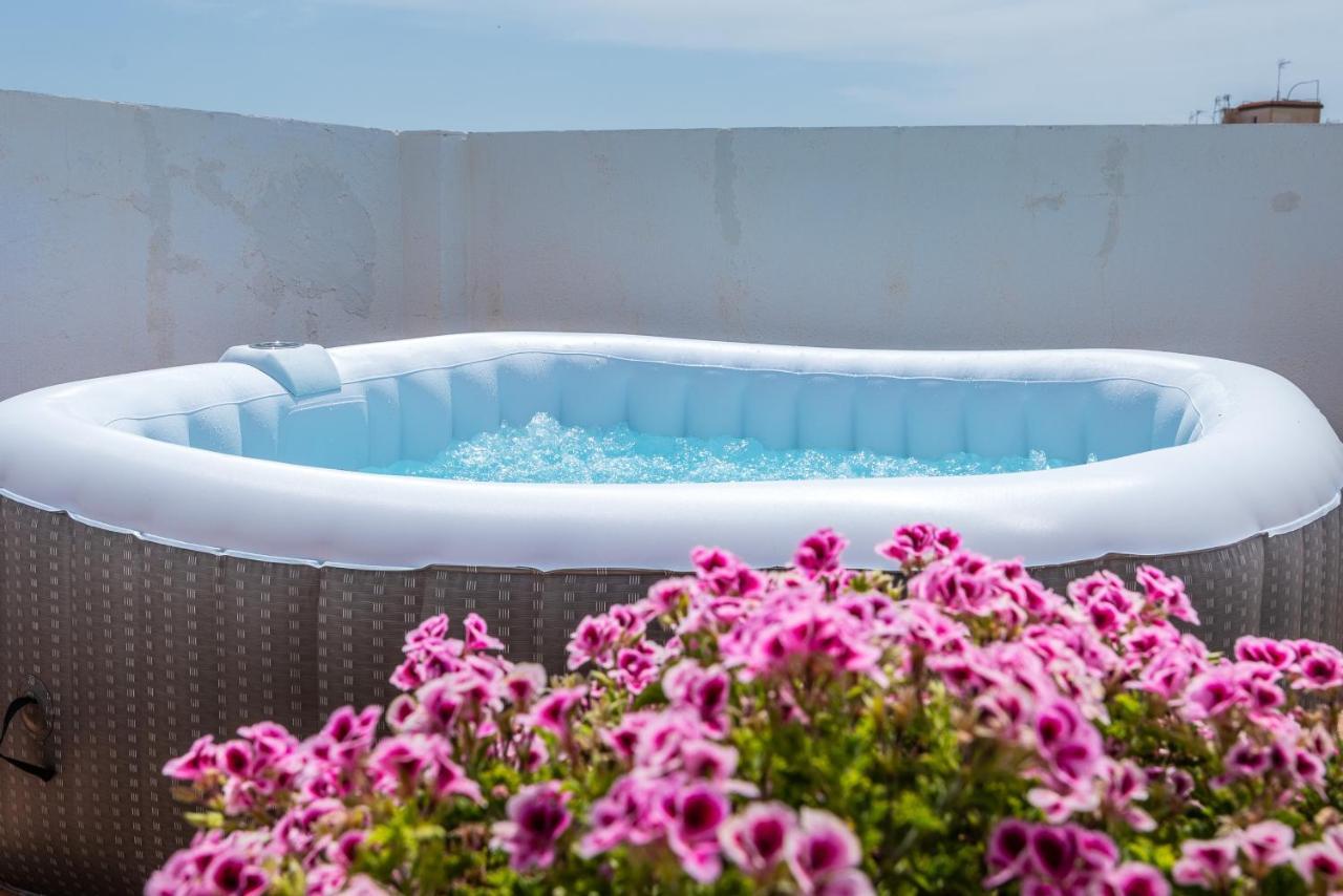 Apartamento Precioso apartamento con Jacuzzi Torremolinos Exterior foto